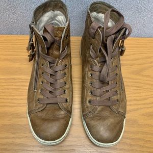 UGG Blaney High Top Women’s Sneakers